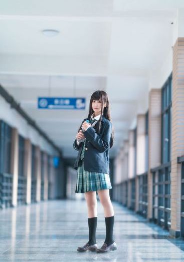 非她不可