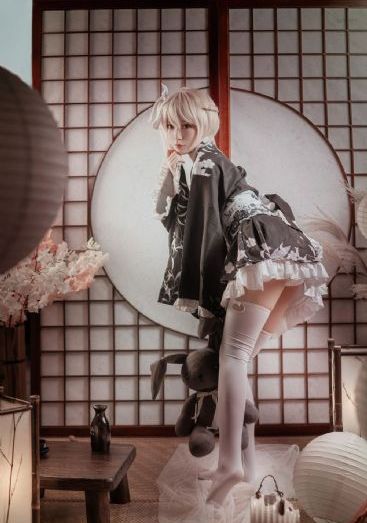 朋友年轻的妈妈