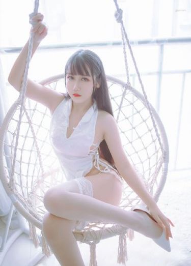打屁股+女仆+开挡内裤