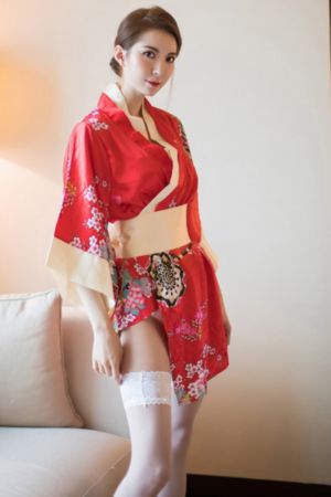 美女献身