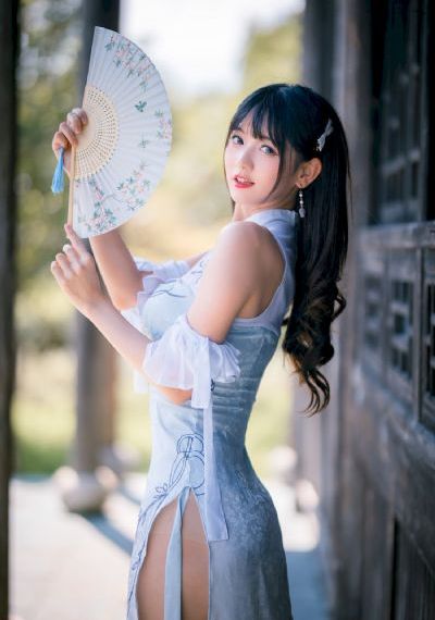 翘臀后进少妇大白嫩屁股视频