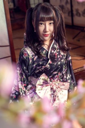 电车魔女在线