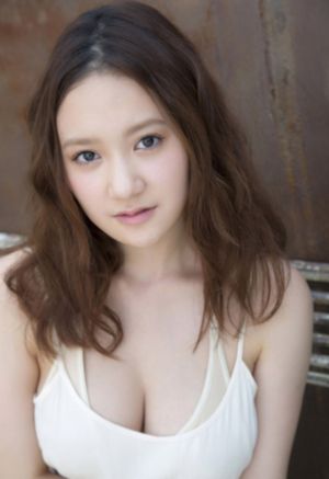 依雯妮妮