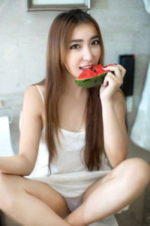 漂亮的女邻居在线观看