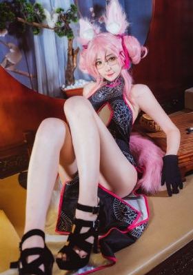 偷拍25位美女撒尿视频在线观看